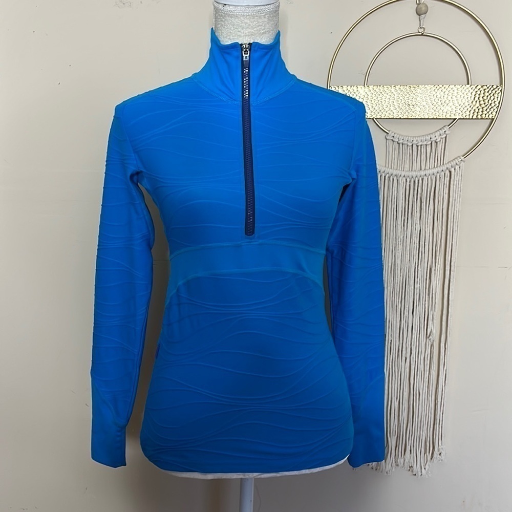 title nine • swift half zip long sleeve athleisure top
